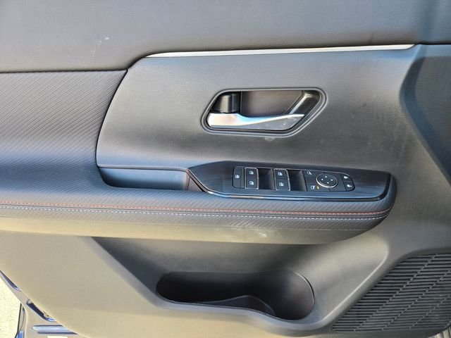 2026 Nissan KICKS SR - Photo 23