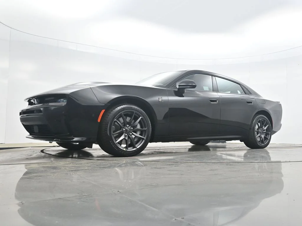New 2026 Diamond Black Crystal Pearlcoat Dodge Scat Pack image 32