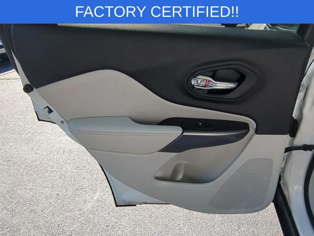 Used 2019 White Jeep Limited image 27