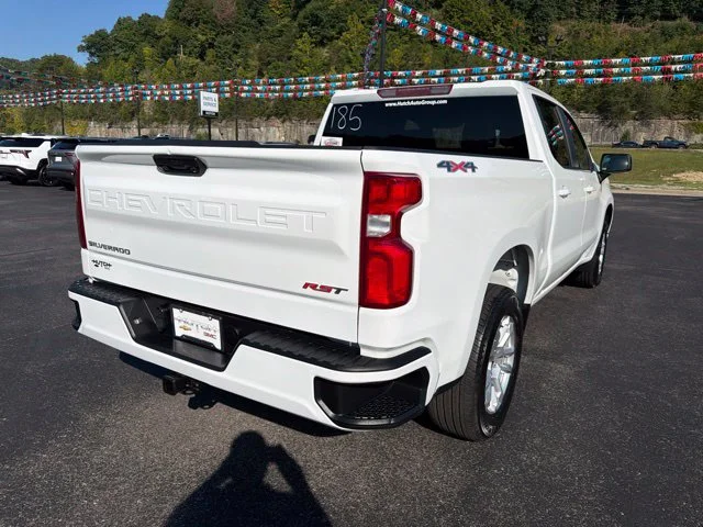 Used 2026 Summit White Chevrolet RST image 3