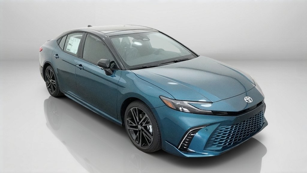 New 2026 Ocean Gem with Midnight Black Metallic roof Toyota XSE image 31
