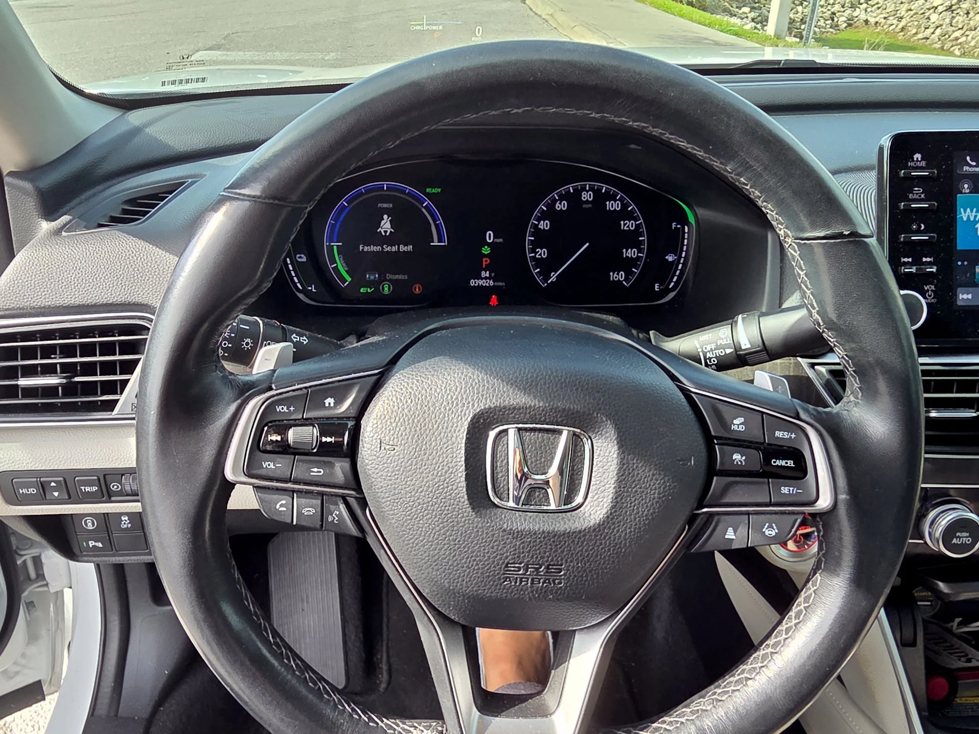 Certified Used 2021 Platinum White Pearl Honda Touring image 18