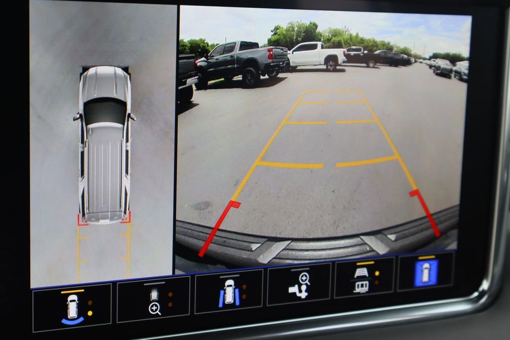 2023 GMC Yukon XL Denali - Photo 17