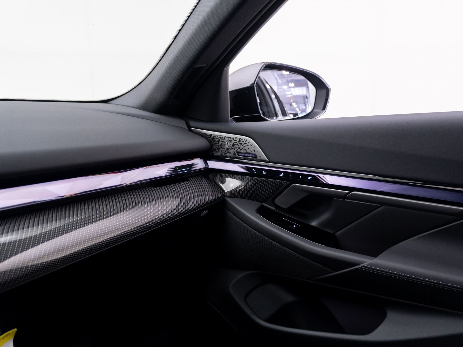 New 2027 Black Sapphire Metallic BMW 540i xDrive image 29