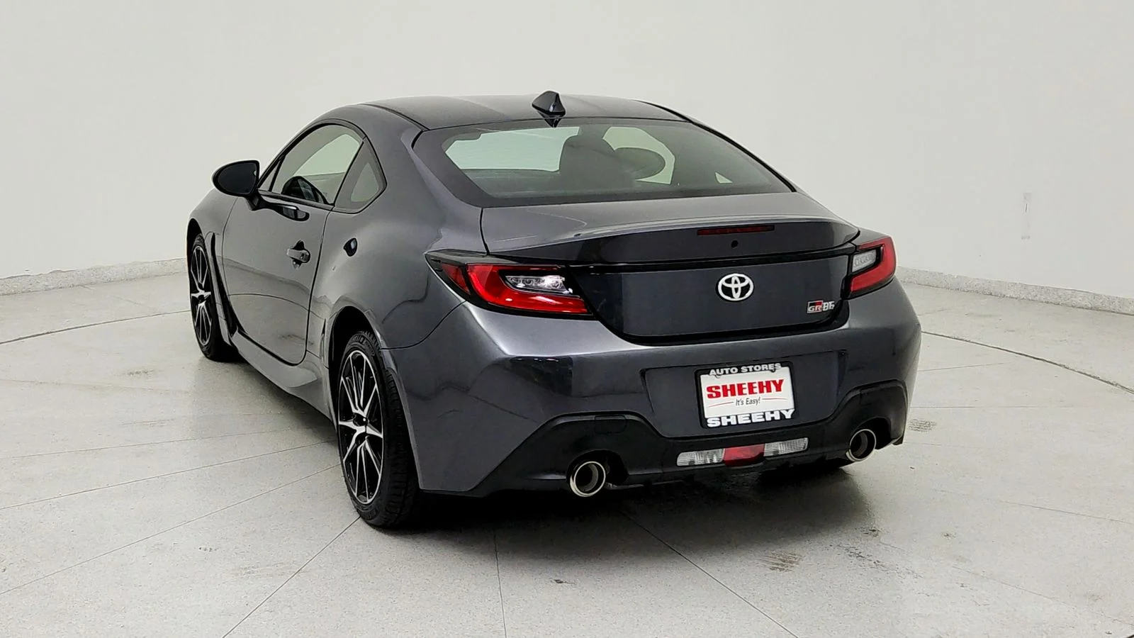Used 2026  Toyota Base image 5
