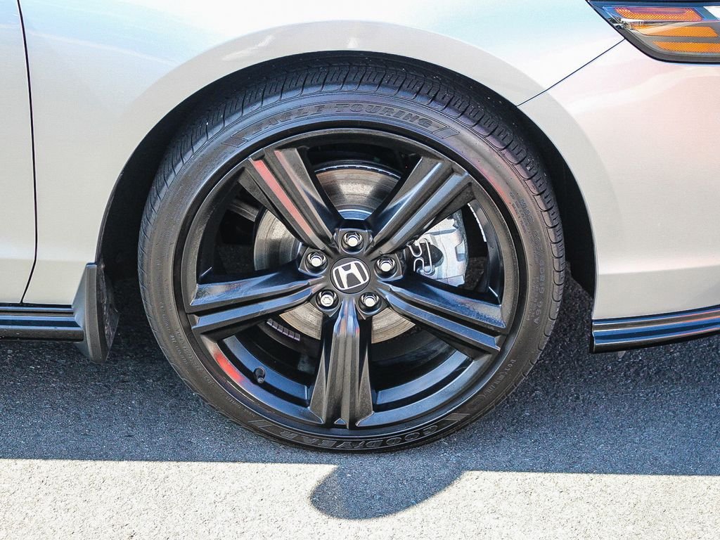 Used 2024 Silver Honda Sport-L image 13