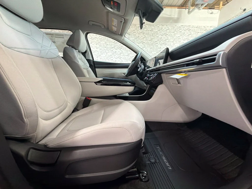 New 2026 Amazon Gray Hyundai SEL image 12