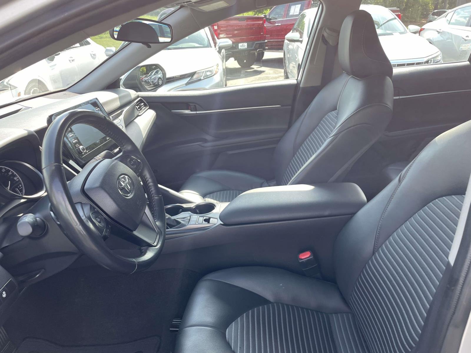 2024 Toyota Camry SE - Photo 19
