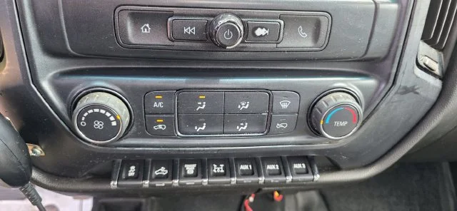 Used 2018 White Chevrolet Flat Bed image 23