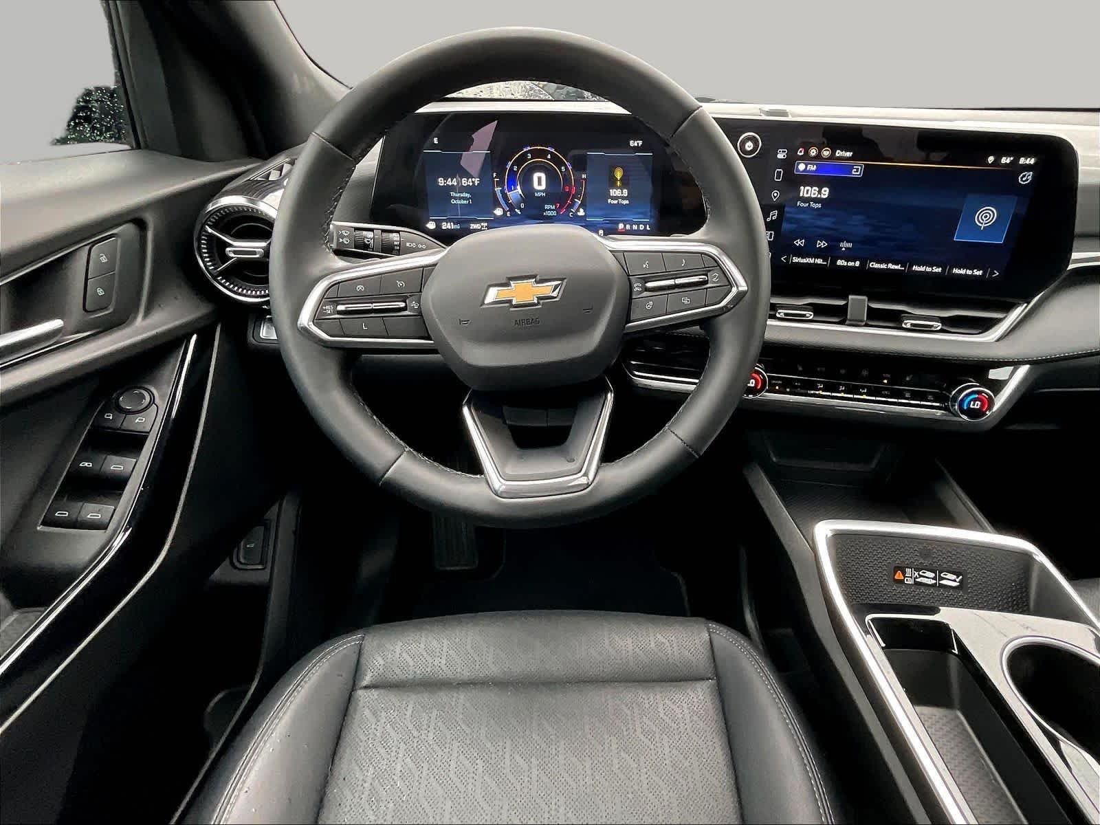 2025 Chevrolet Equinox LT - Photo 10