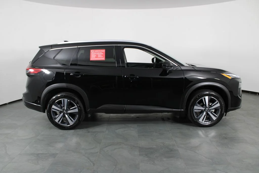 2026 Nissan Rogue SL - Photo 11
