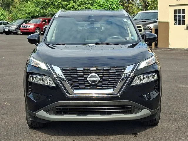 Used 2023 Black Nissan SV image 7