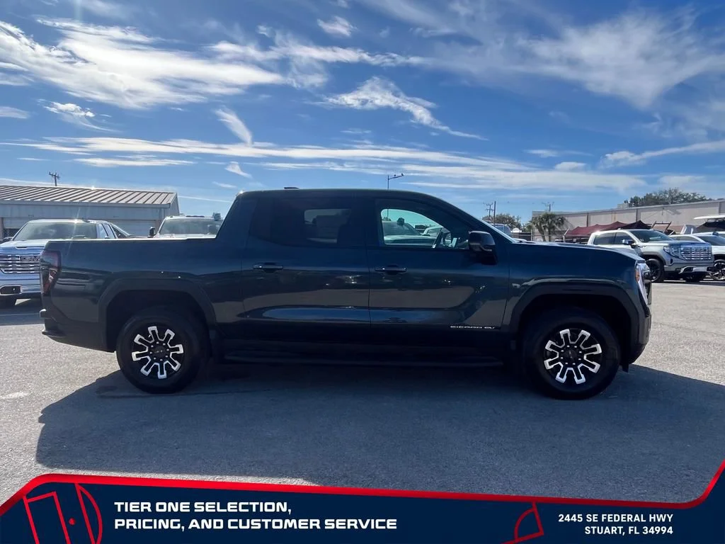 New 2026 Deep Ocean Metallic GMC Elevation Extended Range image 8