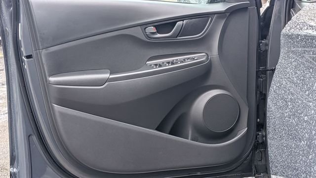 Used 2023 Gray Hyundai SEL image 12
