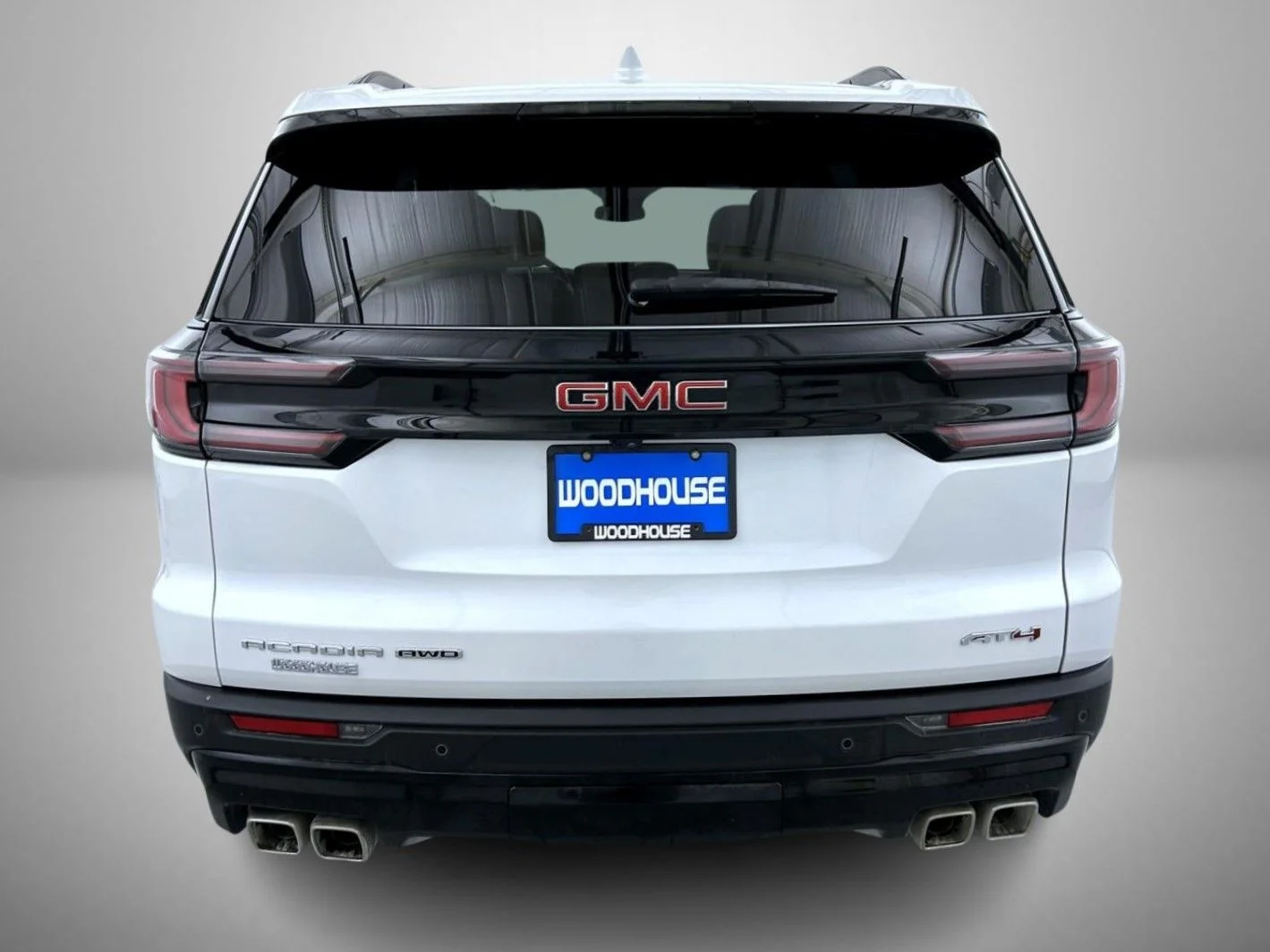 Used 2025 White GMC AT4 image 6