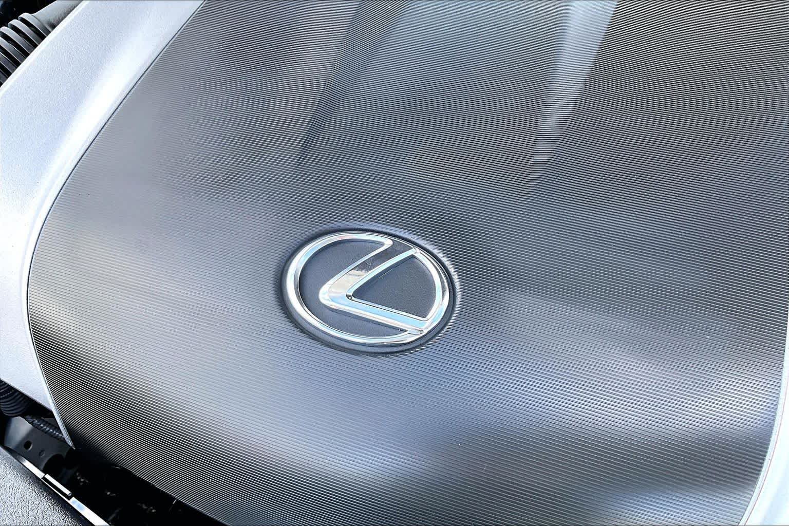 Used 2020 Ultra White Lexus F SPORT image 33