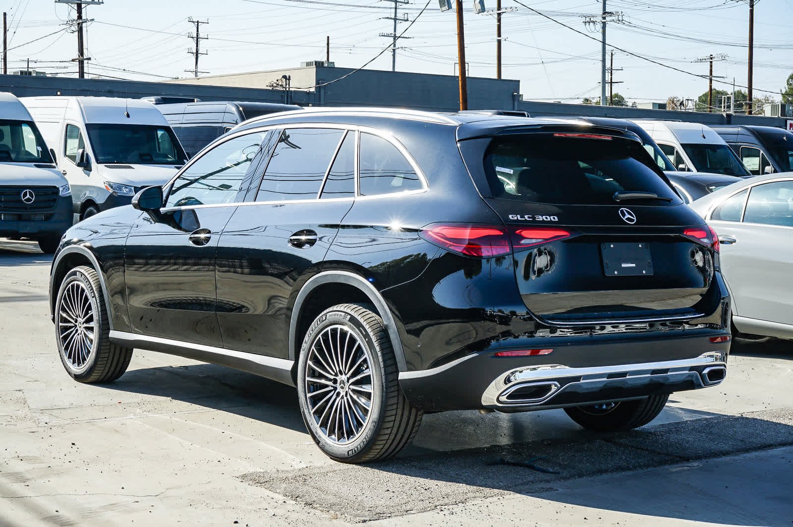 New 2027 Black Mercedes-Benz GLC 300 image 6