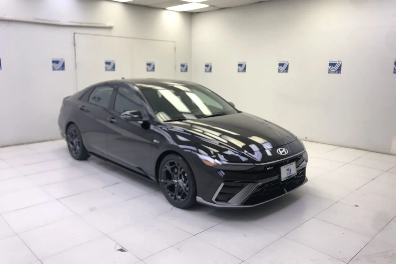 2025 Hyundai Elantra 1.6 N Line DCT's photo