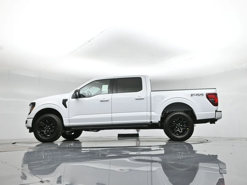 New 2026 Oxford White Ford XLT image 53