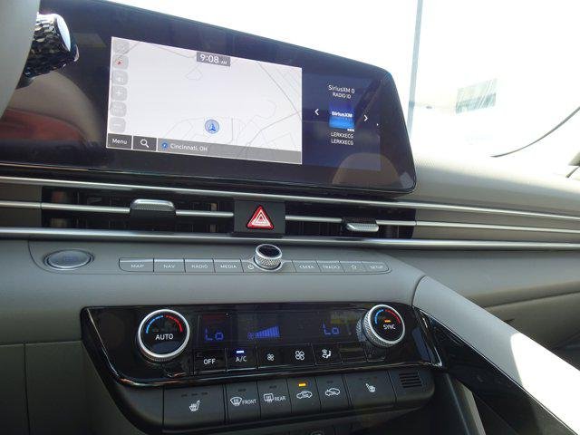 2025 Hyundai Elantra SEL - Photo 14