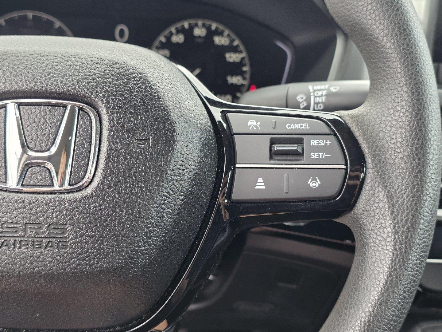 Used 2025  Honda LX image 13
