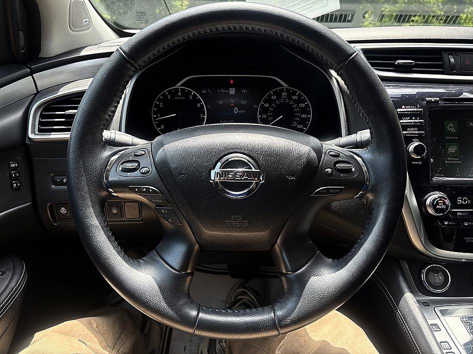 Used 2019 Pearl White Tricoat Nissan SL image 14