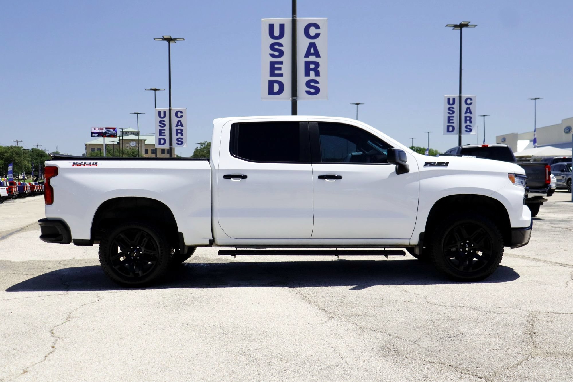 Used 2024 Summit White Chevrolet LT Trail Boss image 4