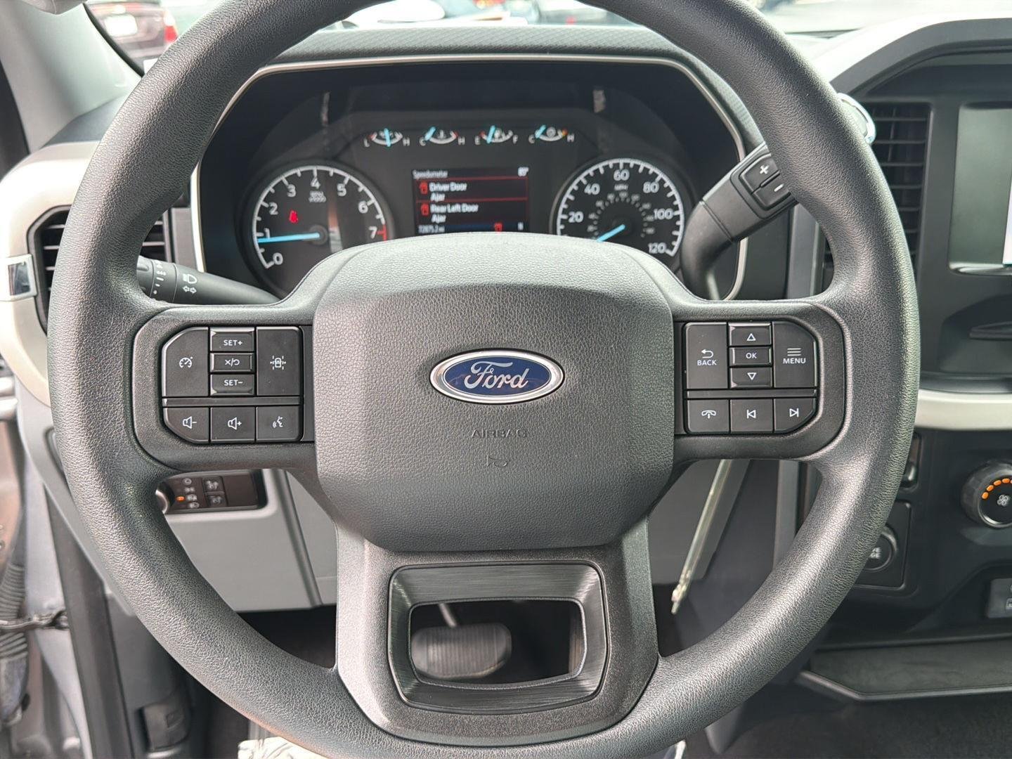 Used 2023 Iconic Silver Ford XLT image 20