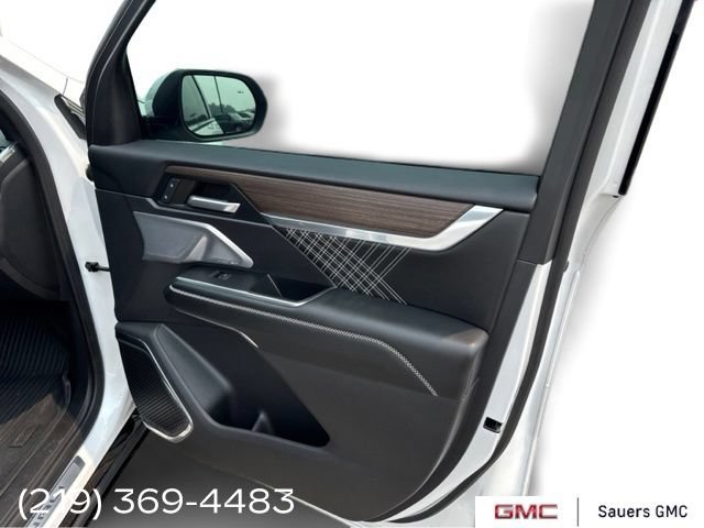 2024 GMC Acadia Denali - Photo 10