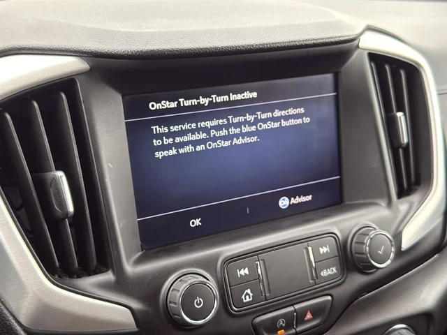 Used 2022 Blue GMC SLT image 17