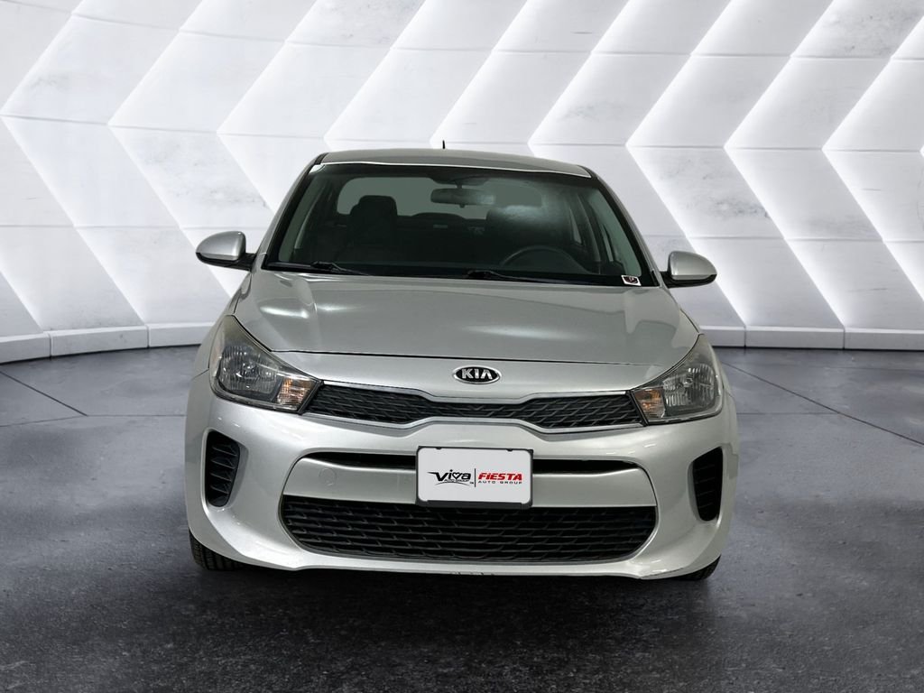 Used 2019 Silver Kia S image 2