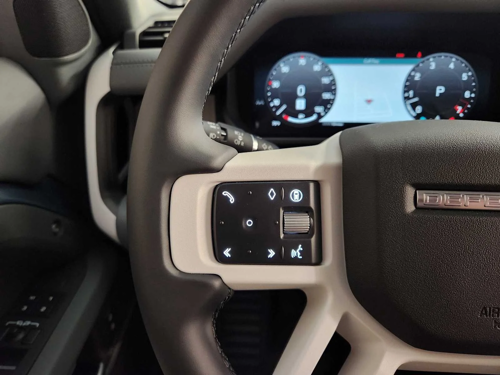2026 Land Rover Defender X-Dynamic SE - Photo 42