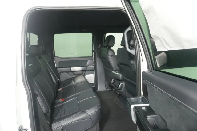 New 2026 Star White Metallic Tri-Coat Ford Platinum® image 34