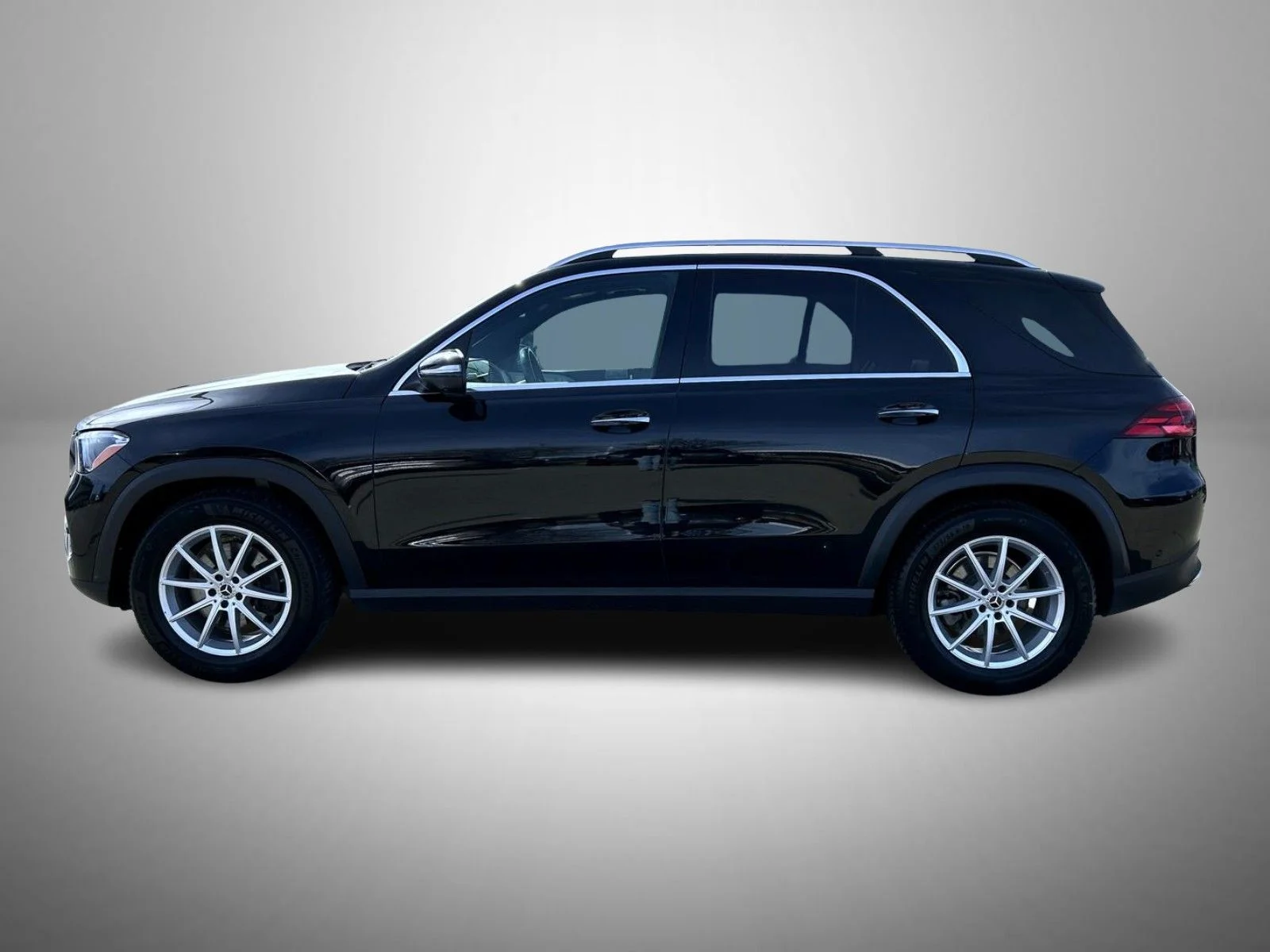 Used 2025 Black Mercedes-Benz GLE 350 image 8