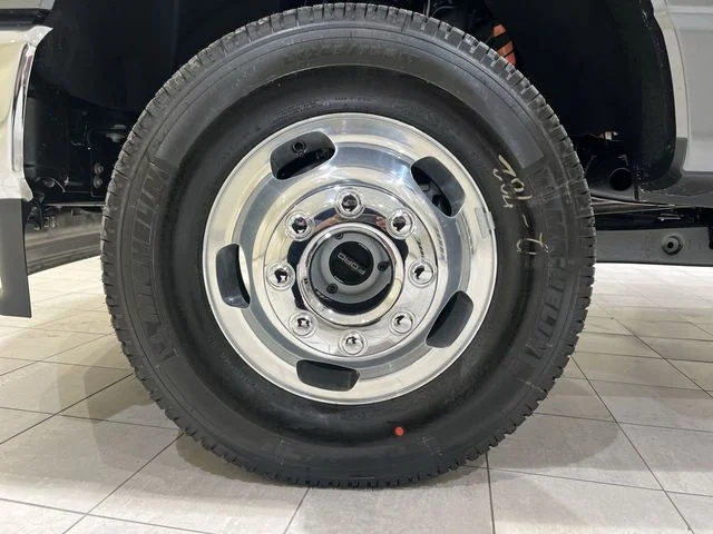 New 2026 Gray Ford XLT image 26