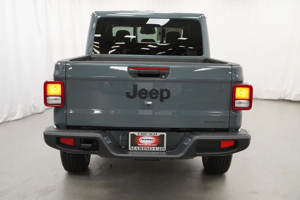 New 2026 Anvil Clear-Coat Exterior Paint Jeep Sahara image 10