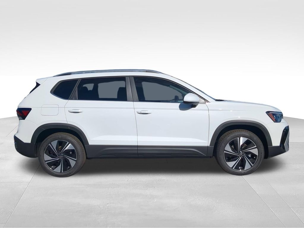 New 2026 White Volkswagen 1.5T SE image 3