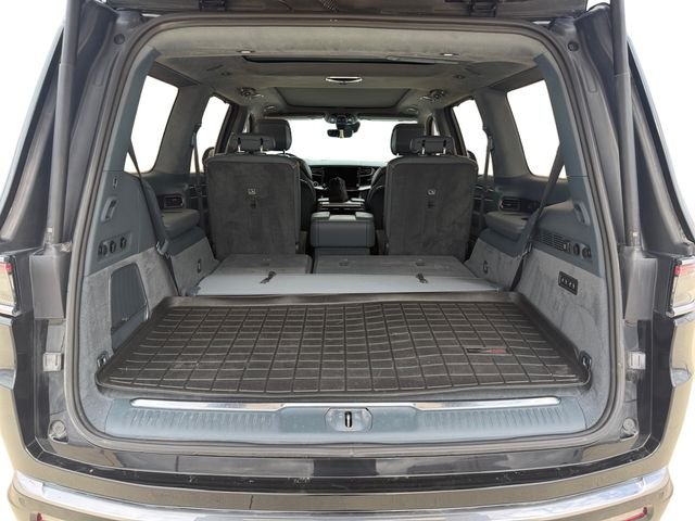 Used 2023 Black Jeep Series III image 18