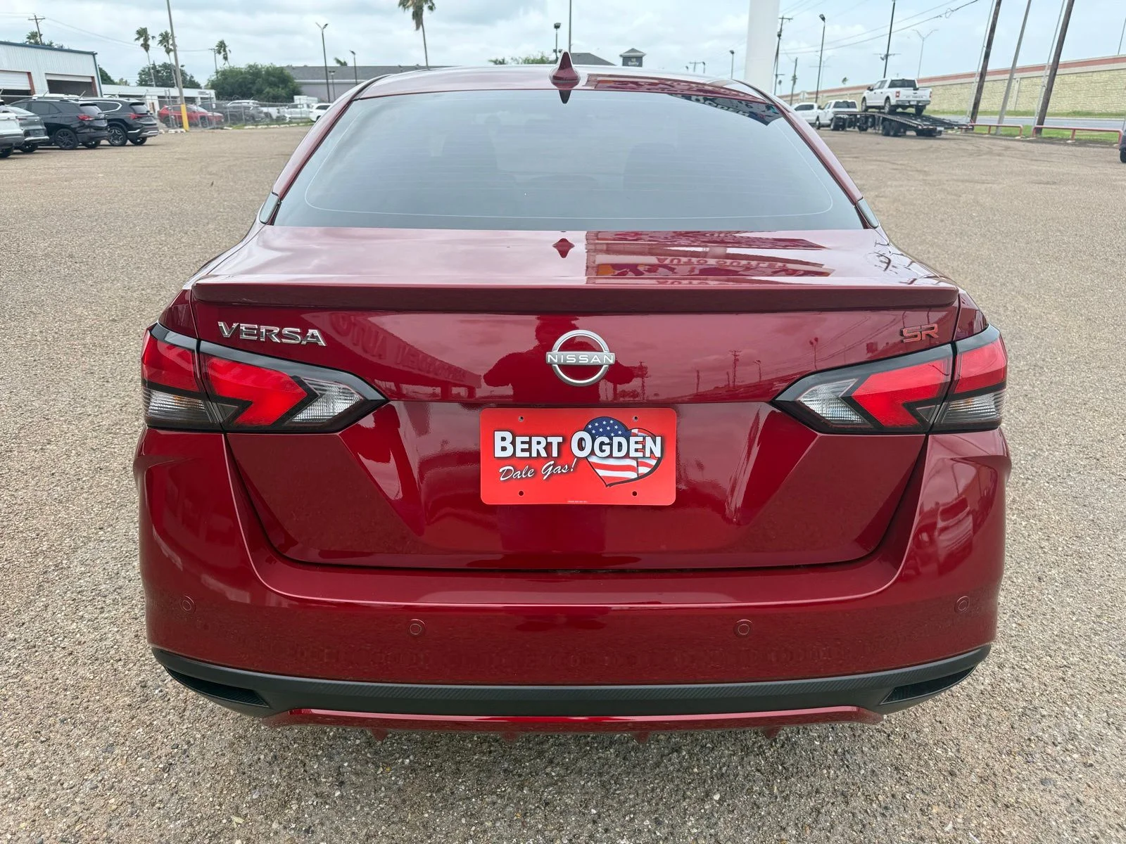 Used 2025 Red Nissan 1.6 SR image 4