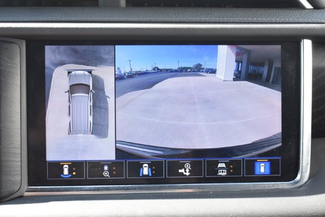 Used 2021 Black GMC Denali image 34