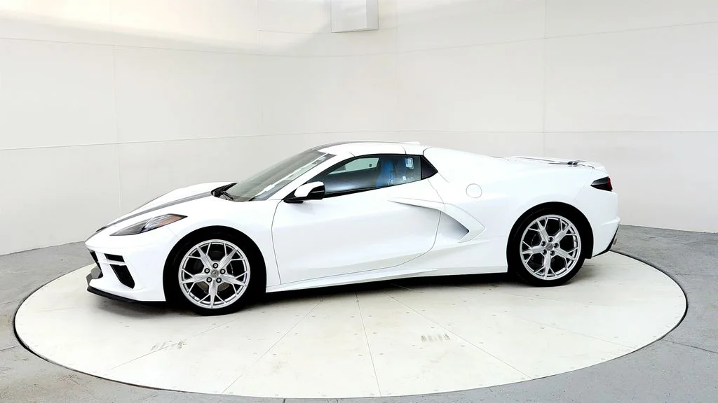2023 Chevrolet Corvette 3LT - Photo 3