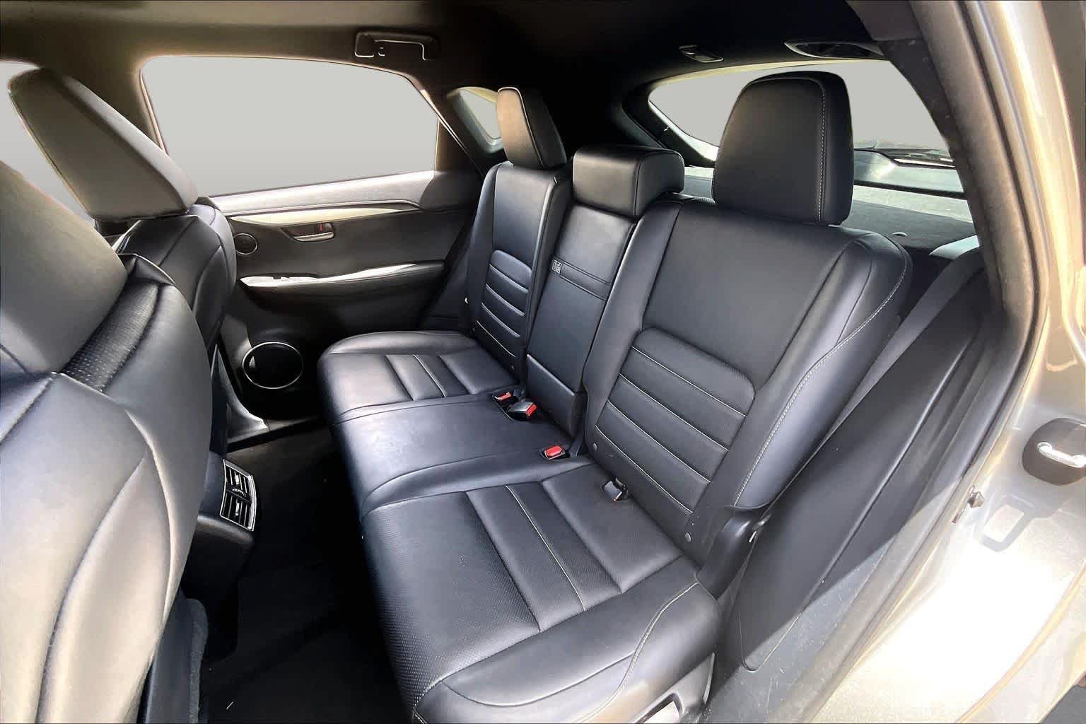 Used 2015 Atomic Silver Lexus F Sport image 19