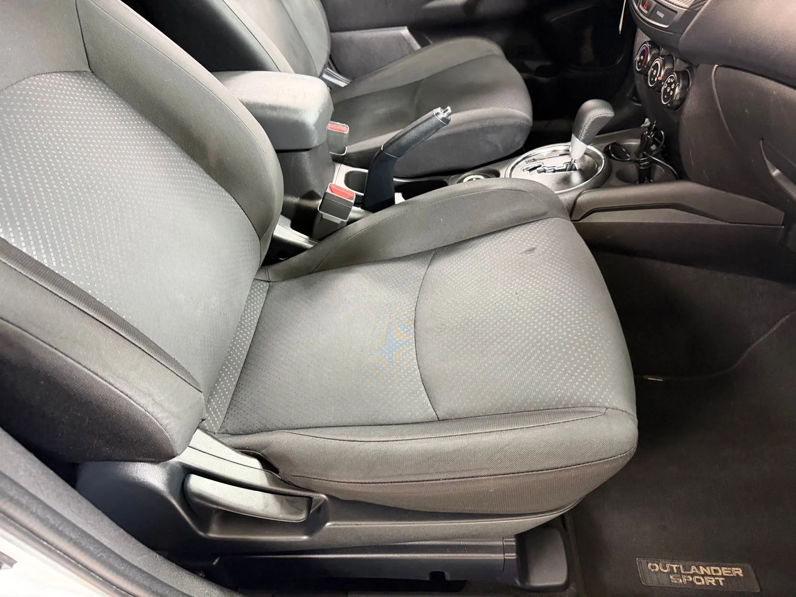Used 2015  Mitsubishi ES image 44