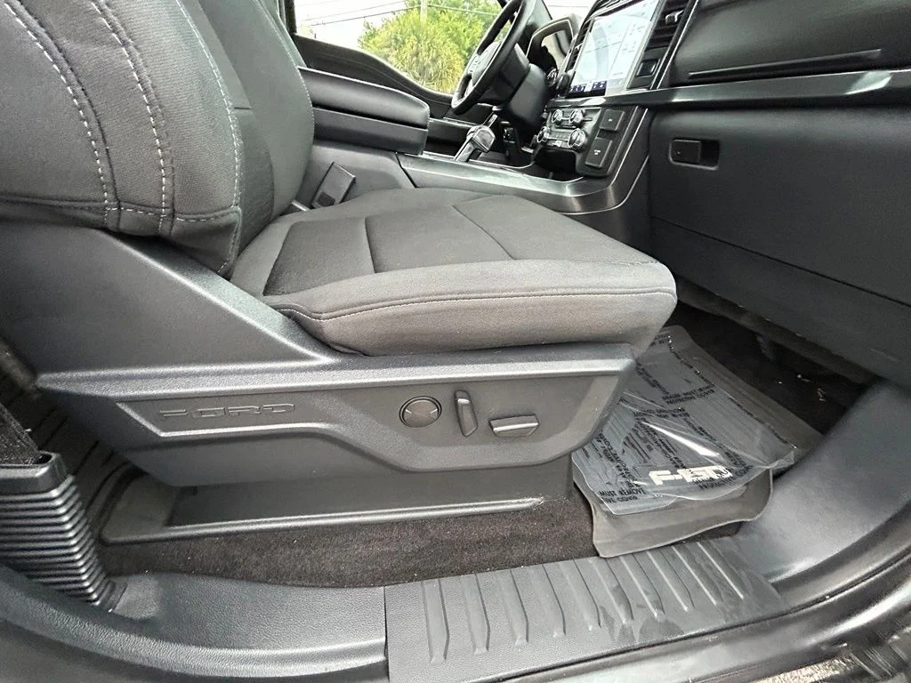 Used 2022 Gray Metallic Ford XLT image 27