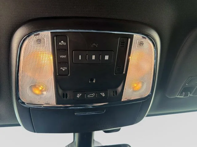 Used 2021 Black Jeep Trailhawk image 32