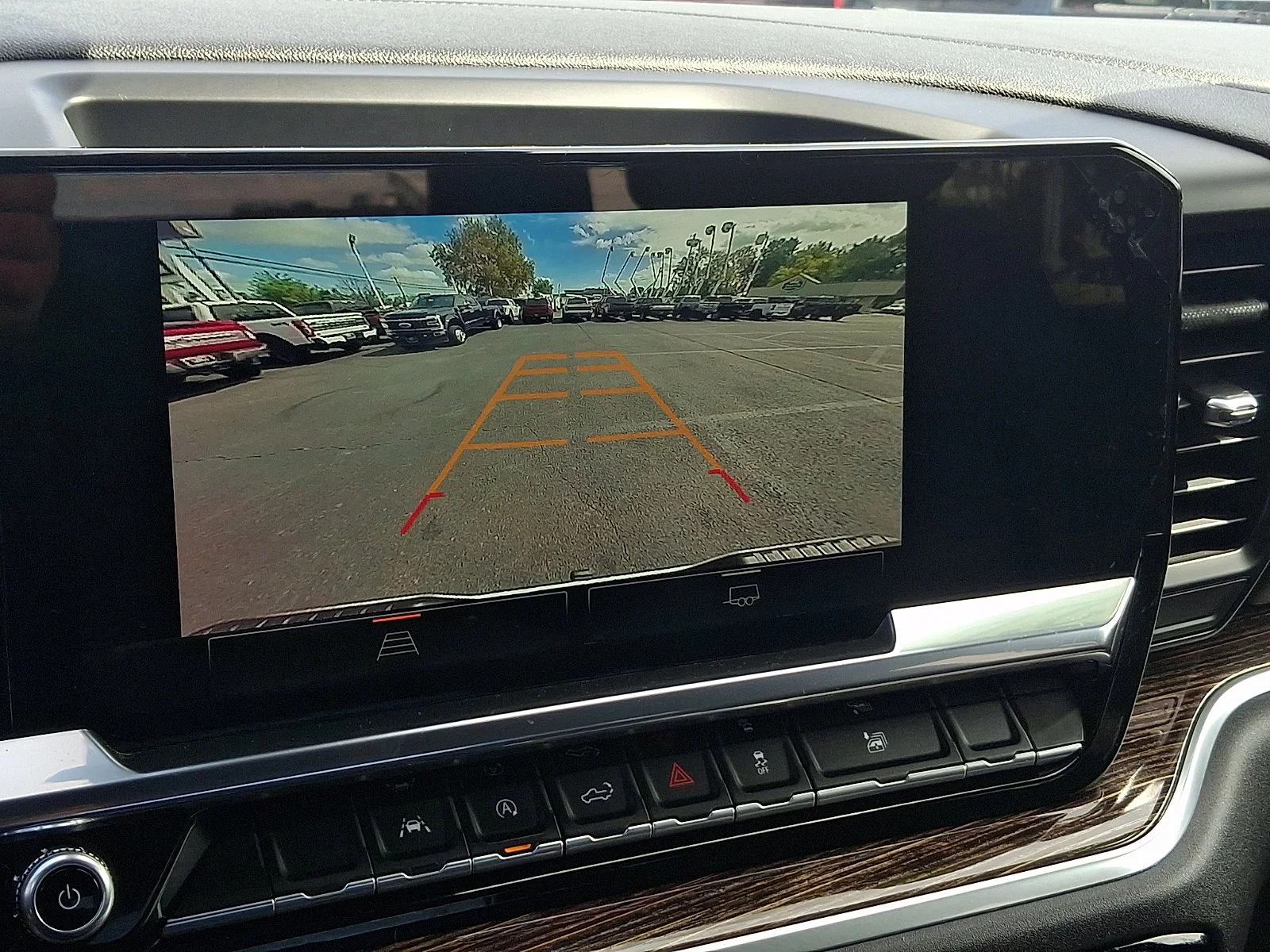 Used 2022 Summit White   Gaz GMC Elevation image 24