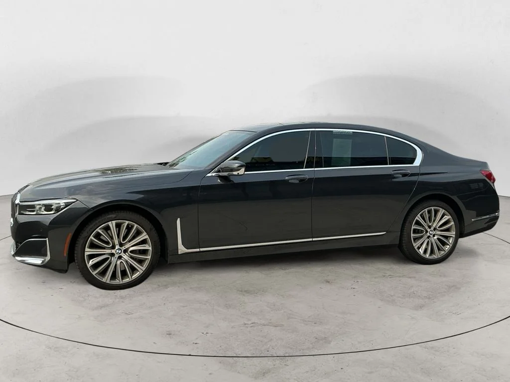 2022 BMW 7 Series 750i - Photo 8