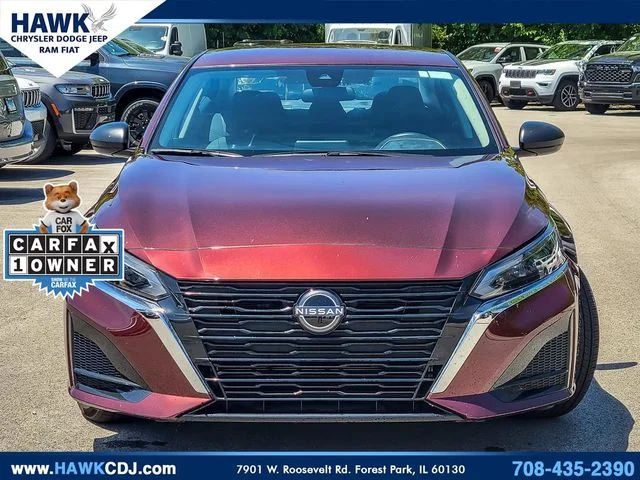 Used 2025 Red Nissan 2.5 SV image 4