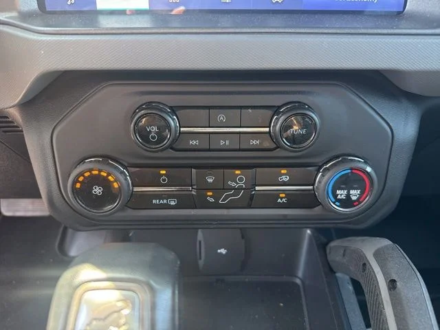 Used 2024 Red Ford Big Bend image 22