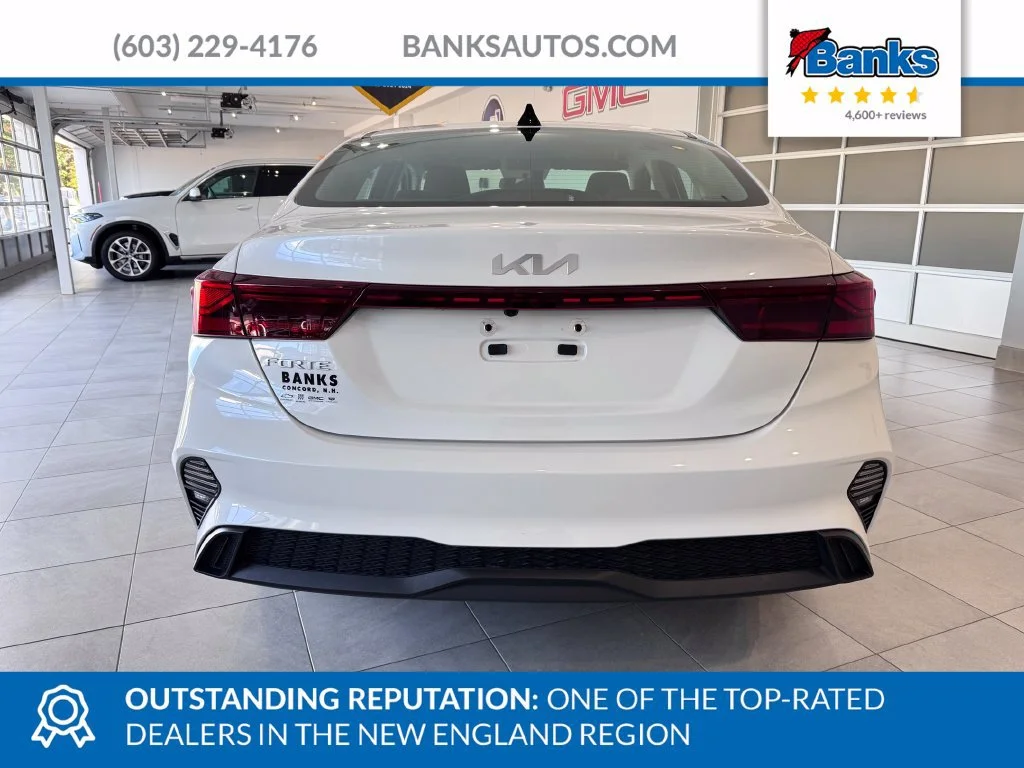 2024 Kia Forte LXS - Photo 7